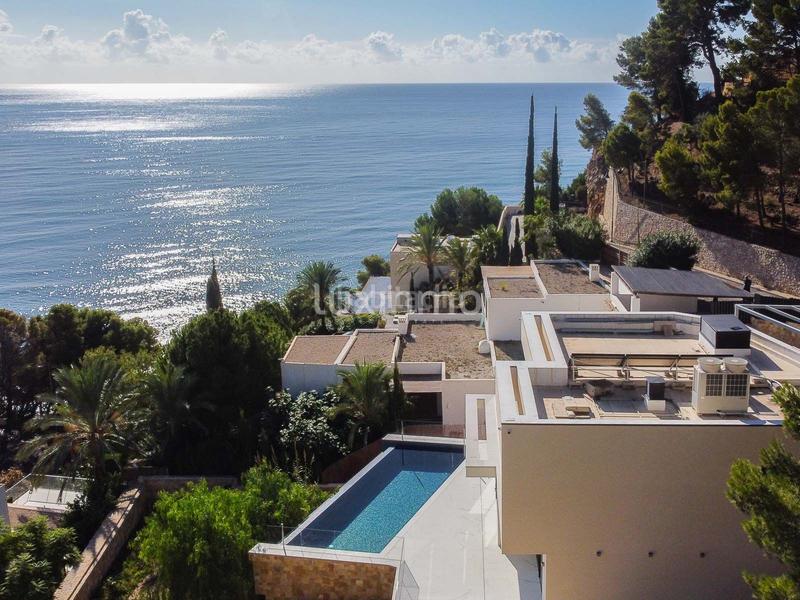 Foto b20e0896-f656-46f6-b04d-180538ccc6d3. Chalet con riscaldamento piscina in Mascarat Altea