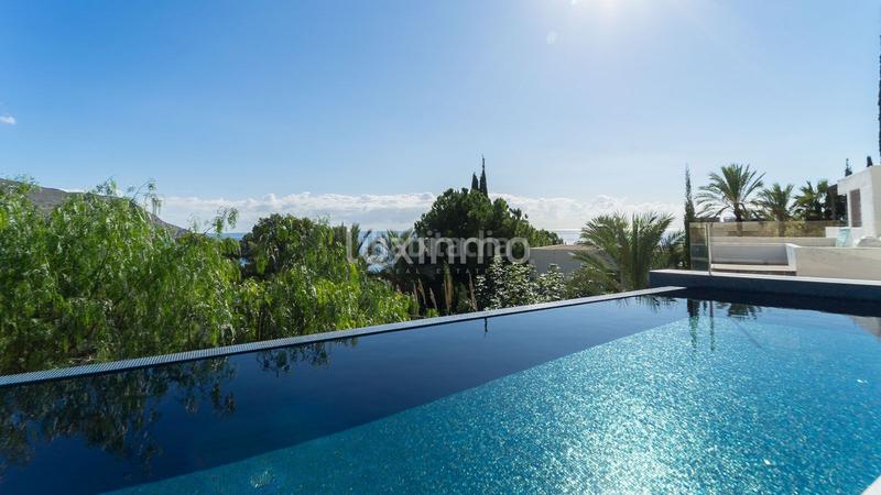 Foto bda3986d-d8f9-4091-9cdf-44040d9c28ba. Chalet con riscaldamento piscina in Mascarat Altea