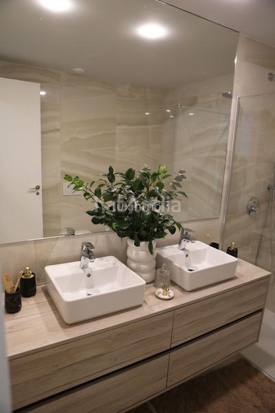 Foto 5b674aff-5f85-4876-8164-8739a3dbeafa. Piso s nuevos junto a la playa en Playa Poniente Benidorm