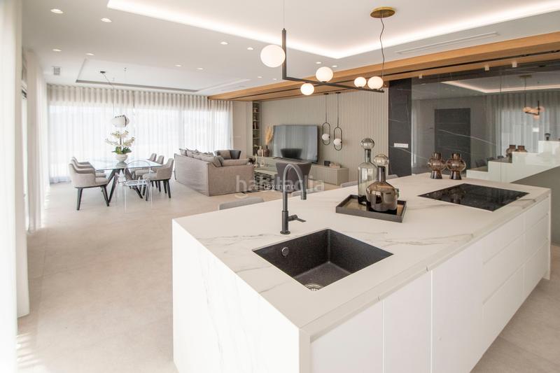 Foto e02e30df-3b71-461c-b295-201497b17ffe. Chalet con riscaldamento piscina in Campoamor Orihuela