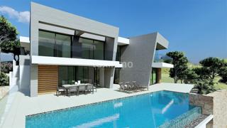 Chalet à Cumbre del Sol. Villa moderna con vistas al mar en benitachell