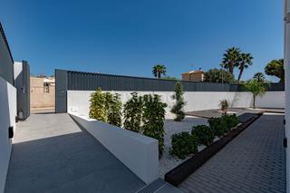 Xalet a Marisol Park - Ortembach - Los Almendros. Amplia villa nueva con vistas panorámicas en venta en calpe