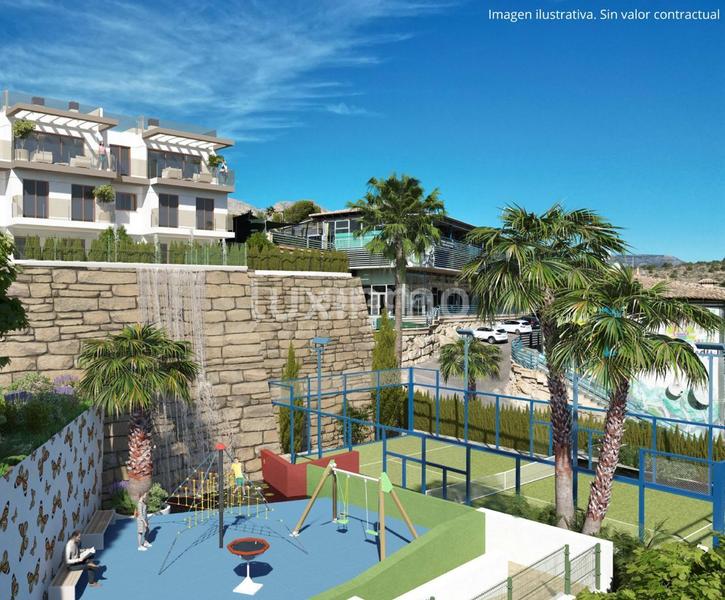 Foto 32713953-38e7-4a26-9e14-2a8745056fd4. Chalet avec piscine dans Montebello - Nou Espai Nucia (la)