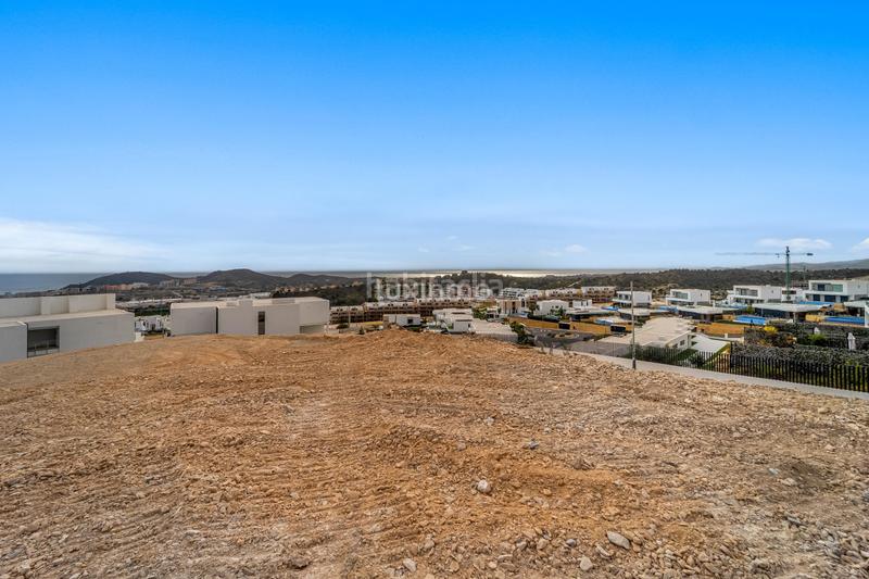 Foto e5f2a18d-ad38-4c93-9537-cf225aae4bd3. Terreny residencial a balcón de Finestrat-terra marina Finestrat