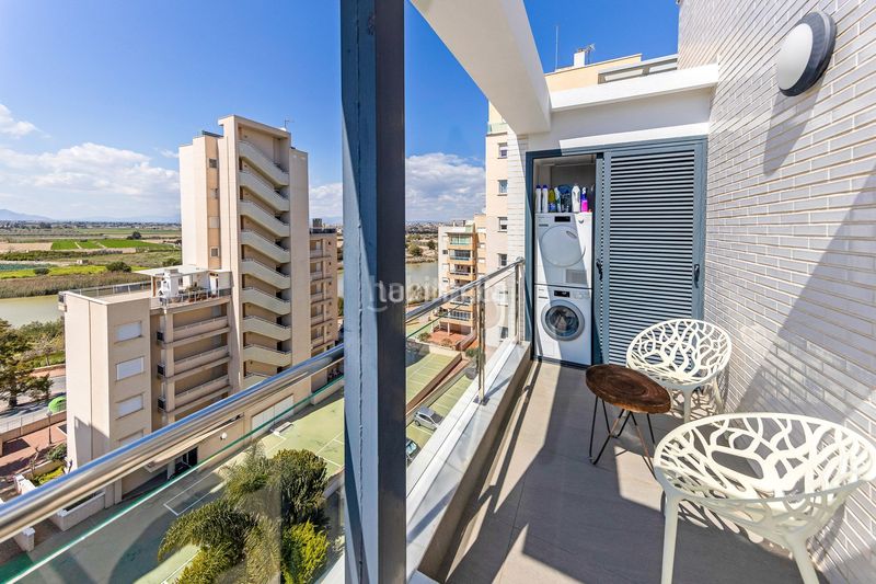 Foto 06375257-2db9-48ba-964a-64fc6636dbb6. Penthouse with heating parking pool in Puerto Deportivo Guardamar del Segura