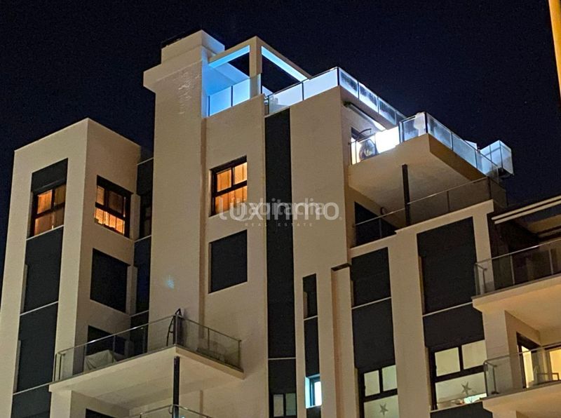 Foto a15392fb-217f-4ca5-a788-08219a2cf7e2. Penthouse with heating parking pool in Puerto Deportivo Guardamar del Segura