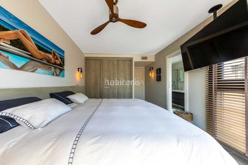 Foto d0ee746d-9e5b-4b0c-b31b-482c34408175. Penthouse with heating parking pool in Puerto Deportivo Guardamar del Segura