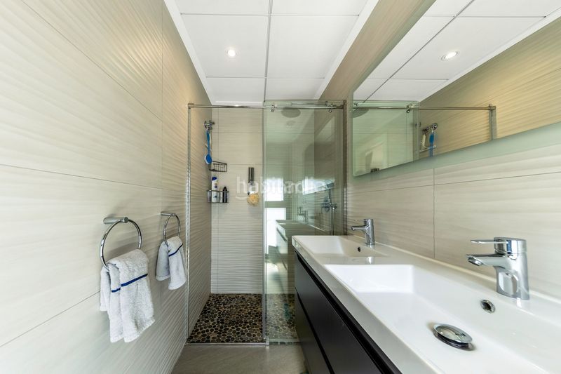 Foto fd4dc9e7-ad0d-4006-a3a9-28a99c71d691. Penthouse with heating parking pool in Puerto Deportivo Guardamar del Segura