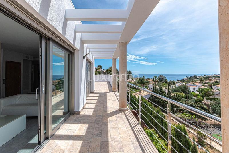 Foto 1872454b-dccf-4b19-a751-a323e64d2b8d. Chalet casa con vistas al mar en venta e en Canuta Calp