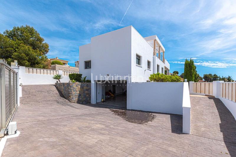 Foto 2dd38898-5fff-4e44-ba1b-52d011a56cb4. Chalet casa con vistas al mar en venta e en Canuta Calp