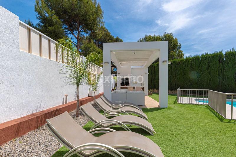 Foto 96538741-96c2-4ea9-ba82-15faf605f333. Chalet casa con vistas al mar en venta e en Canuta Calp