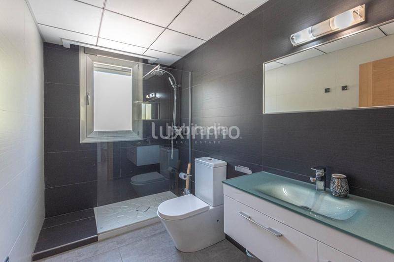 Foto d1e9610c-94ad-44ea-a54e-1b2847325b79. Chalet casa con vistas al mar en venta e en Canuta Calp