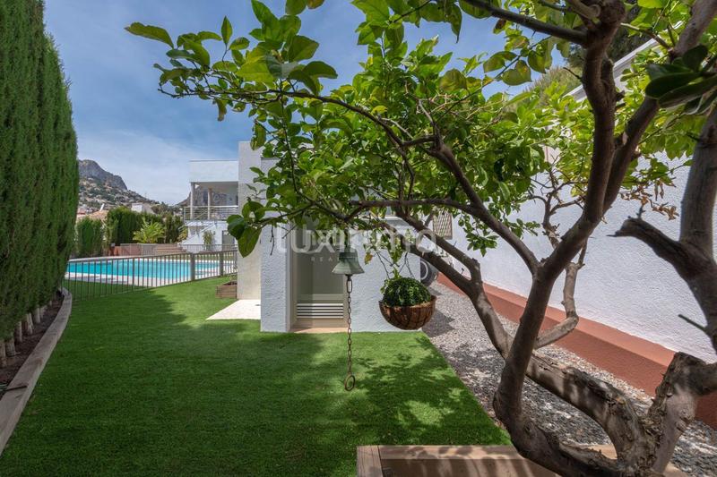 Foto e0eb3527-945d-4a8f-afa5-5685db629b4b. Chalet casa con vistas al mar en venta e en Canuta Calp
