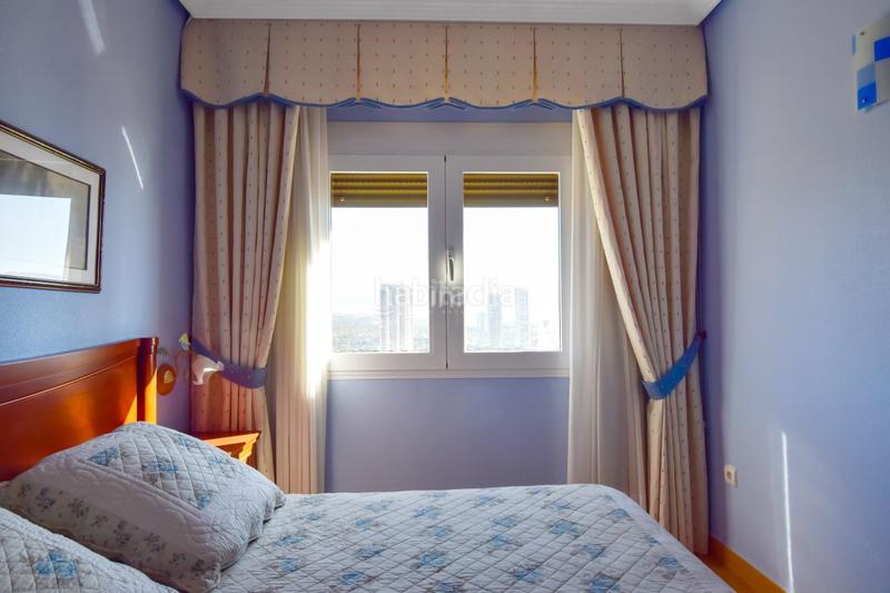 Foto 0a40b508-1db3-4983-ba28-c749c2521b49. Piso impresionante piso con vistas al mar en playa de poniente en Benidorm