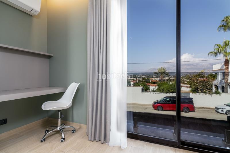 Foto 0c5bb38e-6ebf-4460-8df1-8fe18ea92f41. Casa bifamiliare con riscaldamento piscina in L´Albir Alfàs del Pi (l´)