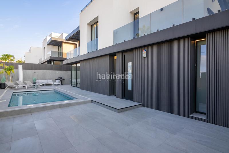 Foto 2cb44749-8e63-40d1-aa50-0c90e21ba534. Casa bifamiliare con riscaldamento piscina in L´Albir Alfàs del Pi (l´)