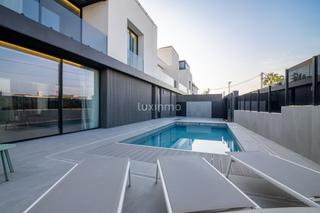 Casa bifamiliare in L´Albir. Smart villa a estrenar en albir  a sólo 500m de la playa