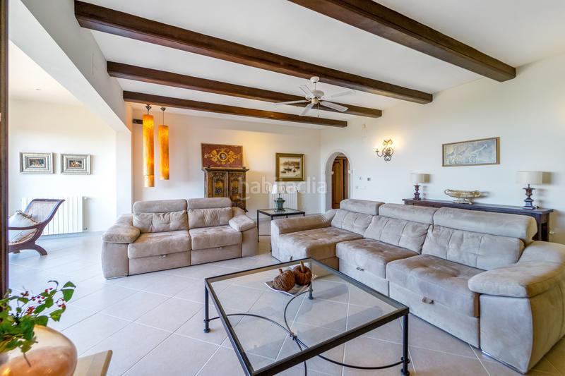 Foto 274f3c11-815a-450a-8361-fc9f9298884b. Chalet mit heizung parking pool in Altea la vella Altea