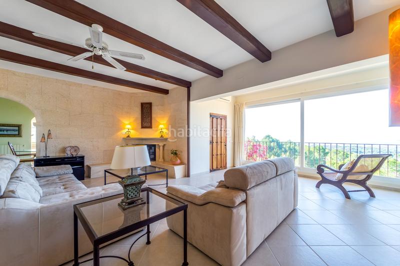 Foto 29ad165c-a7f3-4c5f-87d1-7ca4ee2d1382. Chalet mit heizung parking pool in Altea la vella Altea