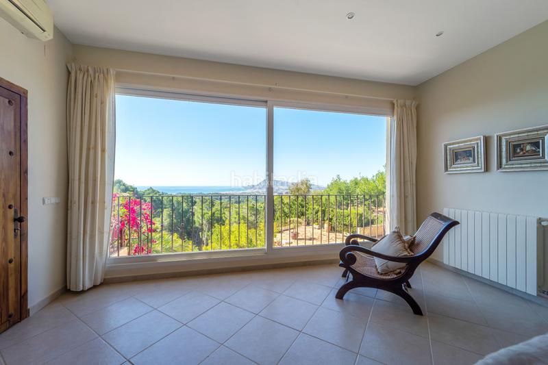 Foto 37380ad7-724c-4934-bdc6-24e286a0d6f0. Chalet mit heizung parking pool in Altea la vella Altea