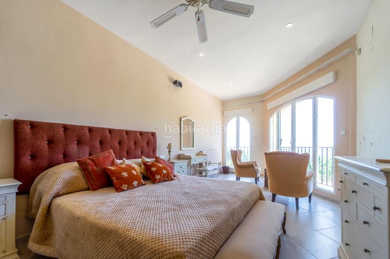 Foto 69a24bbf-5cc0-4342-8945-80e819961e36. Chalet mit heizung parking pool in Altea la vella Altea