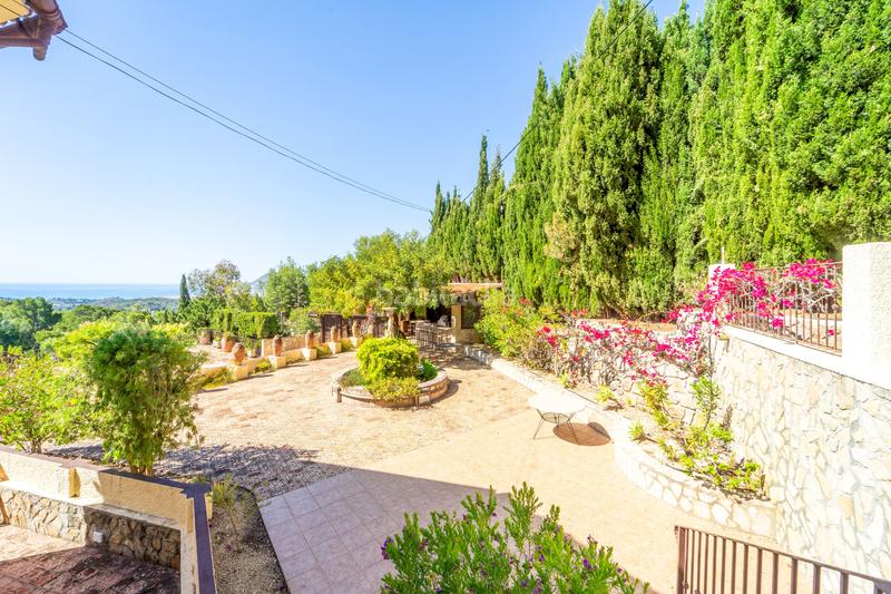 Foto 8162b8cf-8246-473f-b15d-1892103d5113. Chalet mit heizung parking pool in Altea la vella Altea