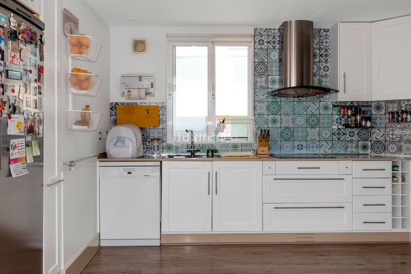 Foto 52027102-1cd7-4cbb-818e-5e41fc33944d. Àtic amb aparcament piscina a Altea la vella Altea