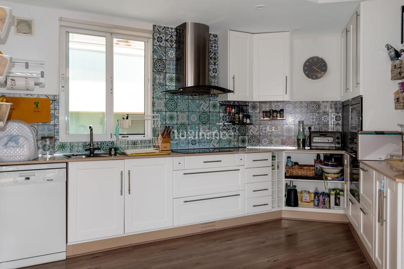 Foto 614fcee2-520b-4cd5-a849-e0c6f63a90c3. Àtic amb aparcament piscina a Altea la vella Altea