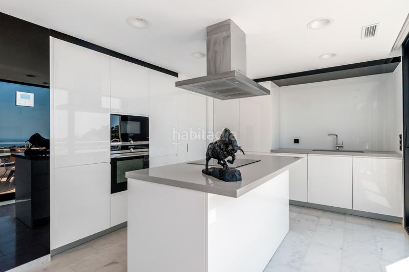 Foto 9b37f82c-f55e-4916-aef1-aad94b6e0ba6. Chalet con riscaldamento piscina in Altea la vella Altea