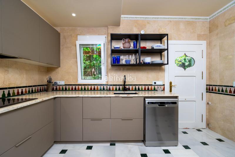 Foto 4bc69ccc-539e-44a5-b111-fecaa5d97f4d. Chalet mit heizung parking pool in Pueblo Español-Coveta Fumá Campello (el)