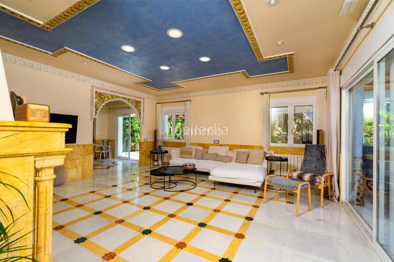 Foto 882034f6-27bc-4474-b817-86b756117fd5. Chalet mit heizung parking pool in Pueblo Español-Coveta Fumá Campello (el)