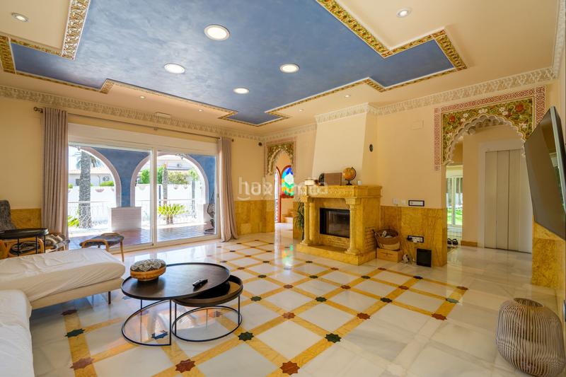 Foto cbf23997-aac6-49a5-8709-80c70bc26272. Chalet mit heizung parking pool in Pueblo Español-Coveta Fumá Campello (el)