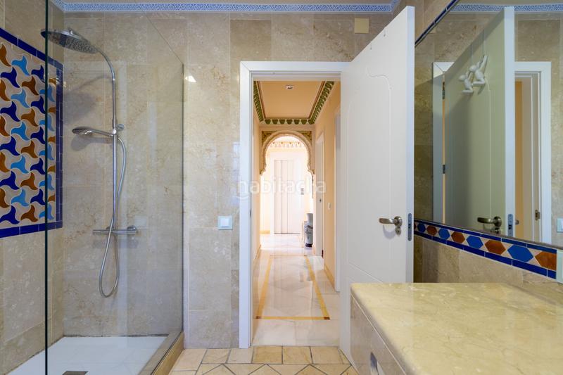 Foto ec3d8481-a67f-42fe-913b-f8aba4d79e97. Chalet mit heizung parking pool in Pueblo Español-Coveta Fumá Campello (el)