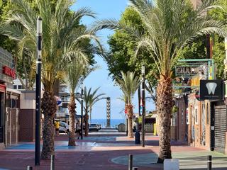 Pis a Playa Levante. Moderno apartamento en playa de levante, benidorm