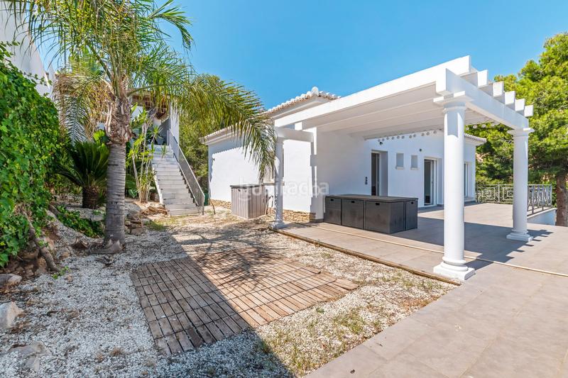 Foto 559c5d95-2610-4500-9eac-aa0b76461f45. Chalet mit heizung parking pool in El Montgó Dénia