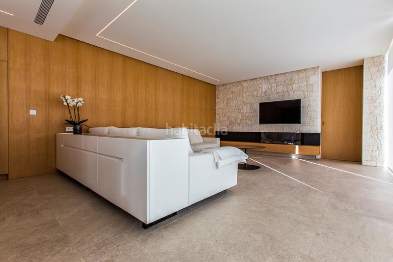 Foto d5b2f048-b522-4832-b2b5-a545115f1e4f. Chalet avec chauffage parking piscine dans La Fustera Benissa