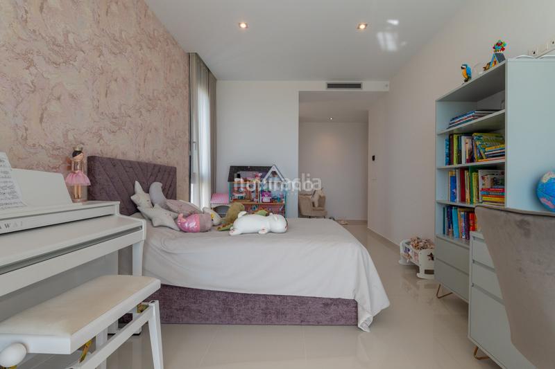 Foto 5c81750d-6b9d-40e9-a242-09f8b9415704. Chalet avec chauffage piscine dans Golf Bahía Finestrat