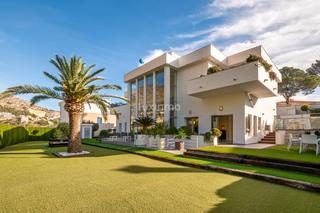 Xalet a Altea Hills. Preciosa villa con piscina en venta en altea