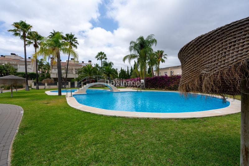 Foto a186169e-becd-46c0-9df8-a45243b489de. Doppelhaus mit pool in Benimeit-Tabaira Moraira