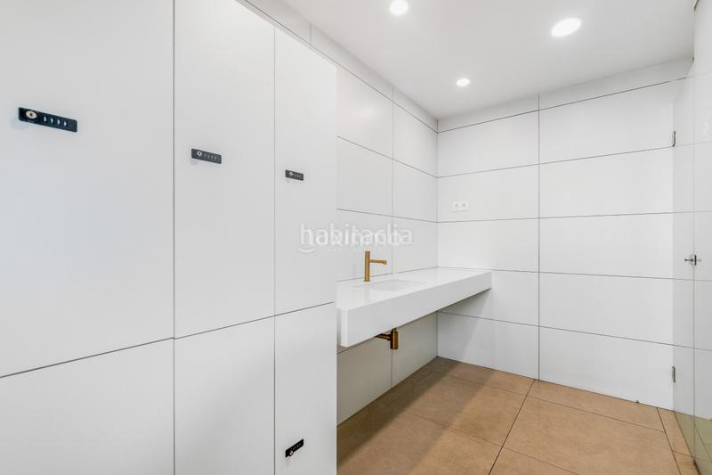 Foto 22103dea-b1db-463d-96e4-cdbb3af7a85e. Piso apartamento con vistas al mar en venta en Playa Poniente Benidorm