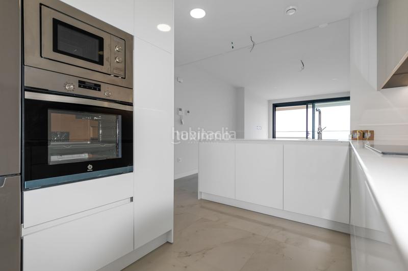 Foto 367cf342-ab77-4b29-bf6a-10a51a0cd587. Piso apartamento con vistas al mar en venta en Playa Poniente Benidorm