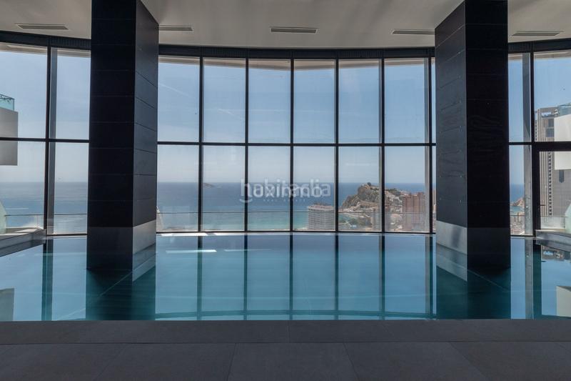 Foto 3cd9ec50-3f50-41d6-88f1-0d0246757dae. Piso apartamento con vistas al mar en venta en Playa Poniente Benidorm
