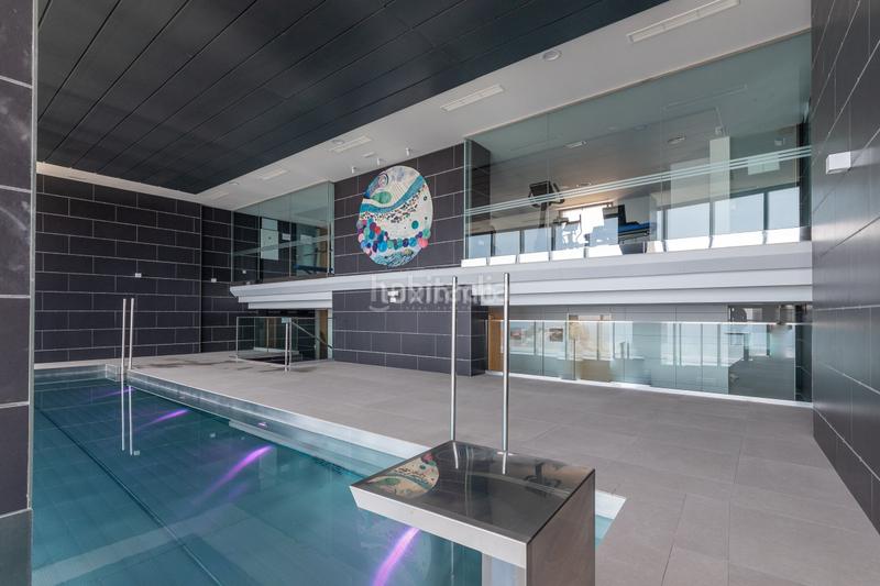 Foto 4c5eeb4e-ee2d-4d71-9401-01d93db6e0b4. Piso apartamento con vistas al mar en venta en Playa Poniente Benidorm