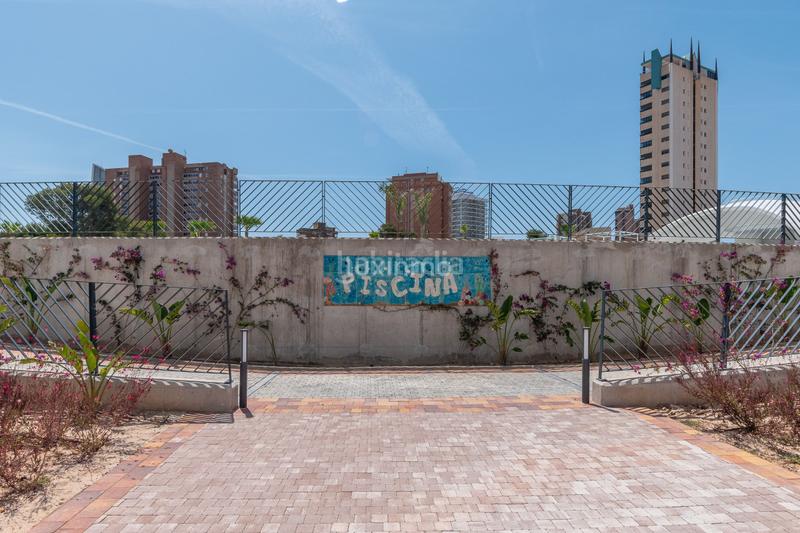 Foto 52e92088-5ac8-4153-b83f-1de6f601c185. Piso apartamento con vistas al mar en venta en Playa Poniente Benidorm