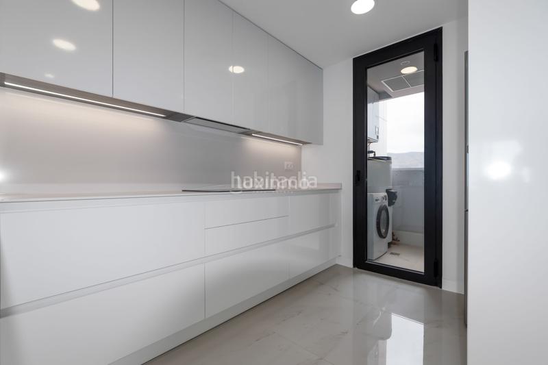 Foto 6e7338f4-7345-4685-a3fb-6872f2bb4c6c. Piso apartamento con vistas al mar en venta en Playa Poniente Benidorm