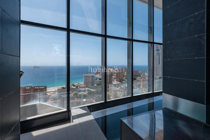 Foto 7f5ca193-eaf1-47c9-81b5-eb2dfb03085f. Piso apartamento con vistas al mar en venta en Playa Poniente Benidorm