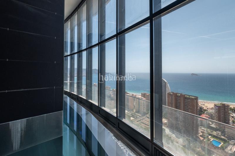 Foto a32fb085-a31c-429f-825d-2a53134c5b75. Piso apartamento con vistas al mar en venta en Playa Poniente Benidorm