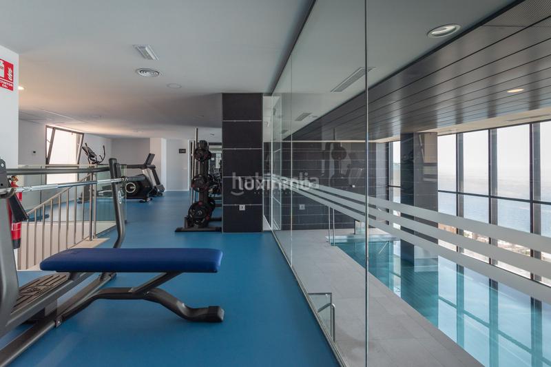 Foto a7fe9879-bd0a-4b44-8d1e-56f93801a987. Piso apartamento con vistas al mar en venta en Playa Poniente Benidorm