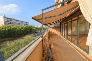 Etagenwohnung in Playa de San Juan. Apartamento en playa de san juan con terraza y piscina comunitar