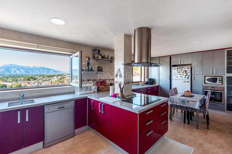 Foto eee2e210-4e63-42d7-9aac-c0ef329da71d. Chalet with heating parking pool in Sierra Helada Benidorm